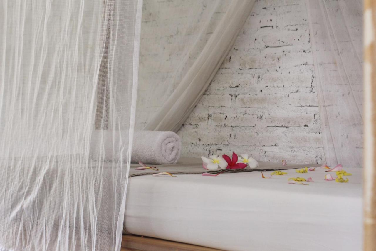 Jungle House - Surf & Stay Pulukan Esterno foto