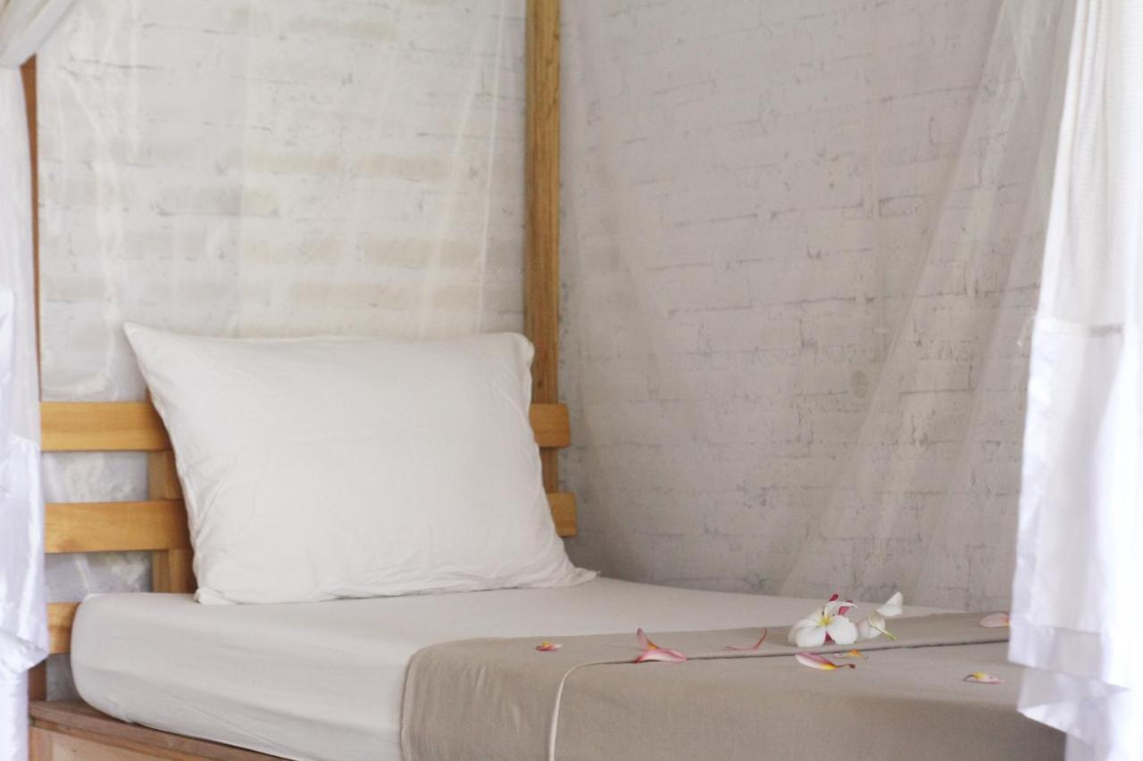 Jungle House - Surf & Stay Pulukan Esterno foto